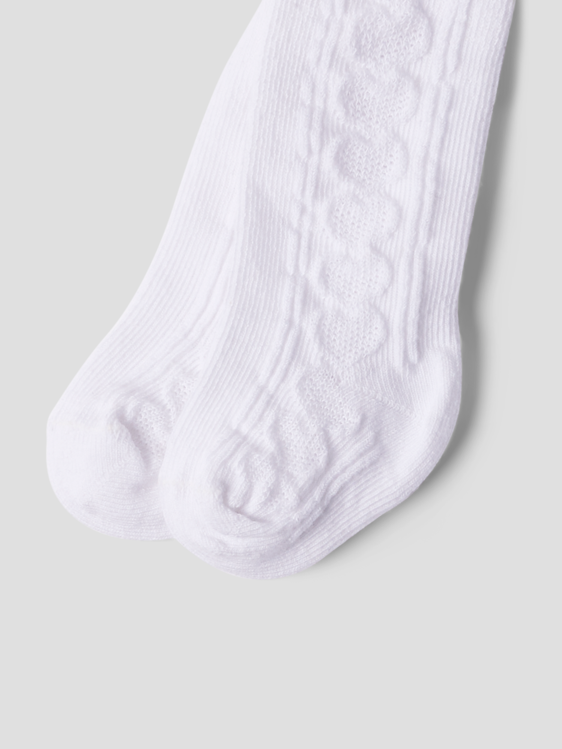 model_shot-front_full